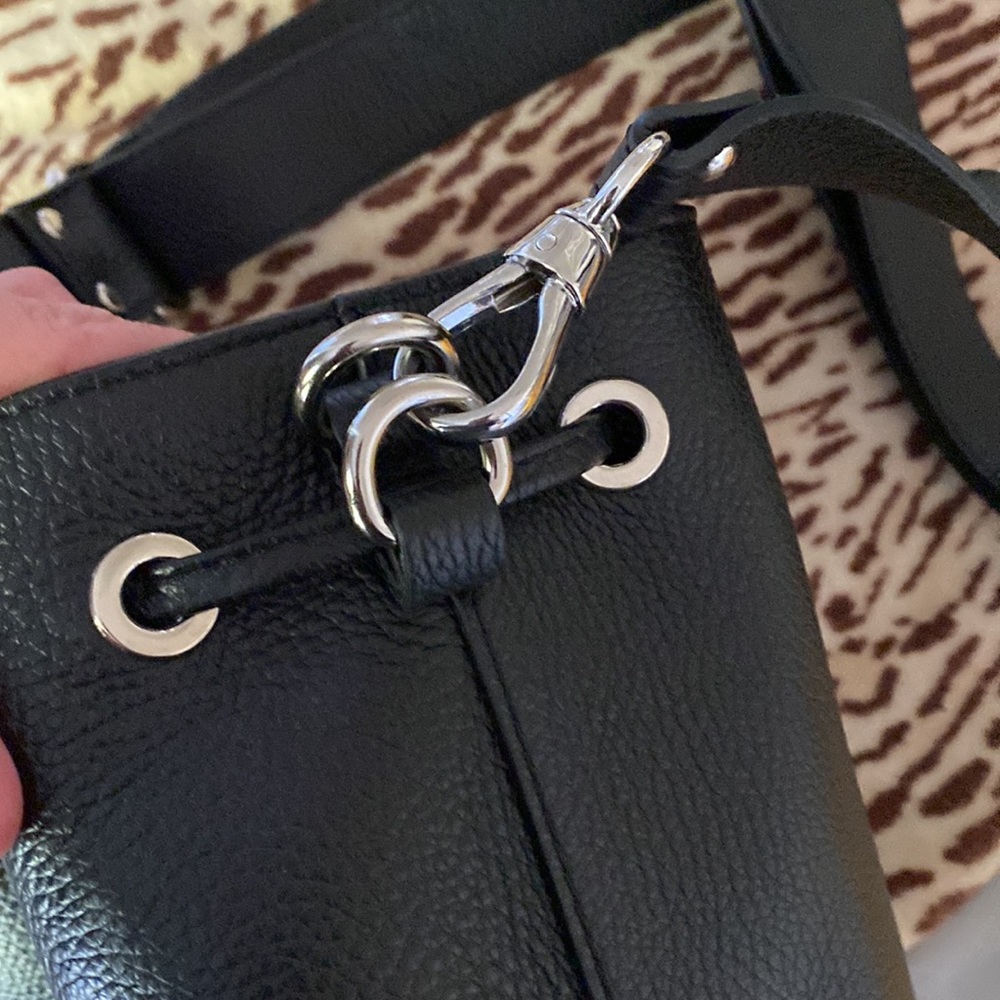 Valentino Studded Leather Shoulder Bag - like new! - Picture 3 of 5